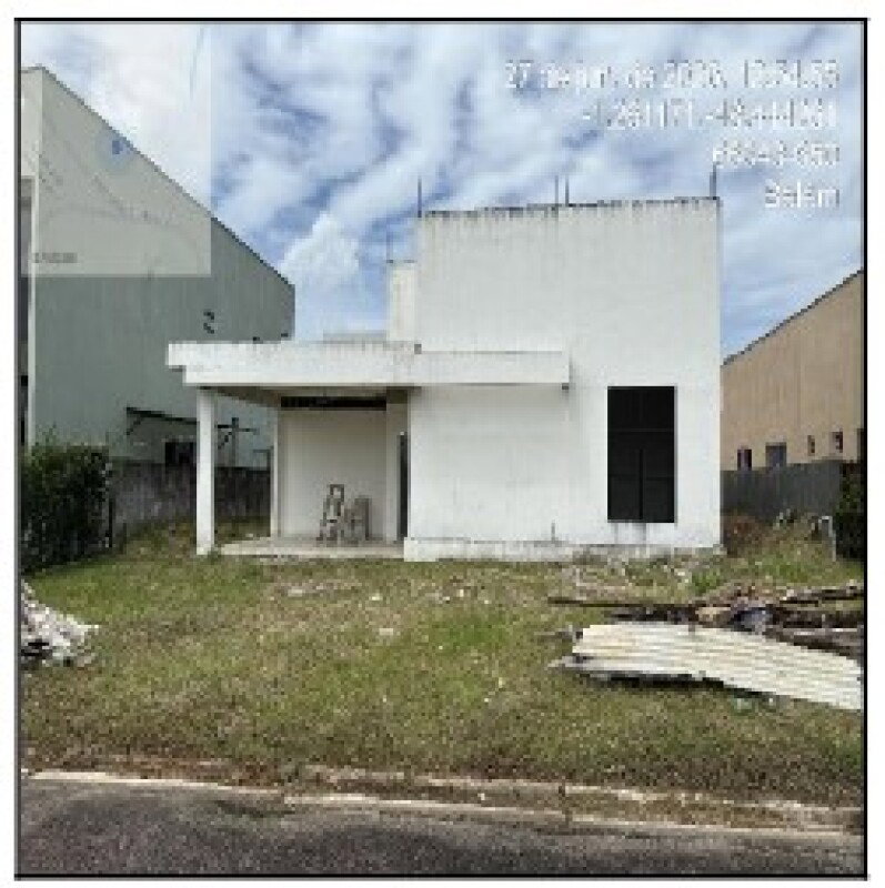 Terreno em Condomínio Fechado com 779,97m²