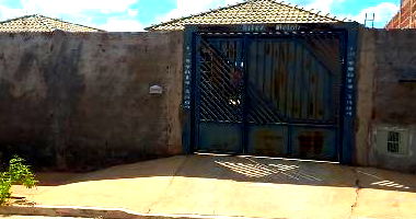 Casa com 2 quartos, 1 banheiro, 1 vaga e 43,85m² construída