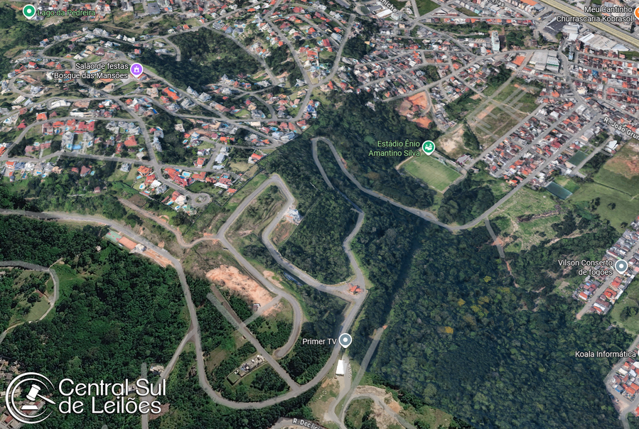 Terreno urbano 535,78m² em condomínio fechado com vistas panorâmicas