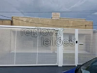 Casa com 2 quartos, 1 banheiro e 128,45 m² construídos