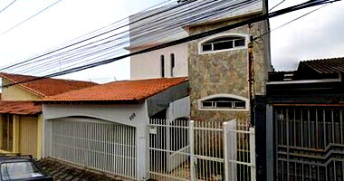 Casa Ocupada com 254,96m² em Poá/SP