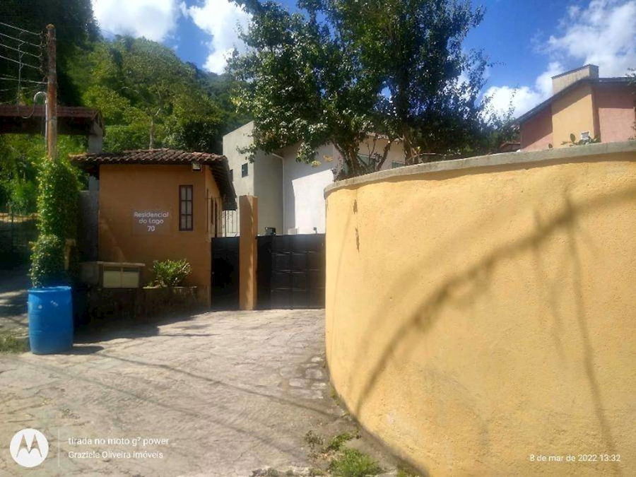 Casa em condomínio com 3 quartos e 1 vaga de garagem