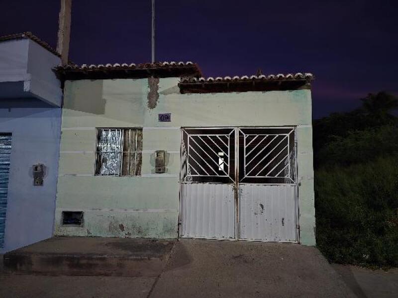 Casa 63,65m² com 2 quartos e garagem