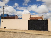 Casa com 2 Quartos e Área de Serviço em Goianinha