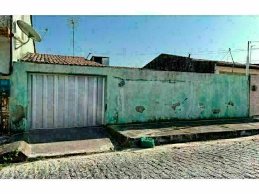 Casa em leilão com 130m² construída em Maracanaú/CE