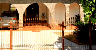 Casa em Votuporanga com Nua-Propriedade