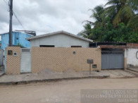 Casa com 2 quartos, 2 banheiros e 1 vaga de garagem