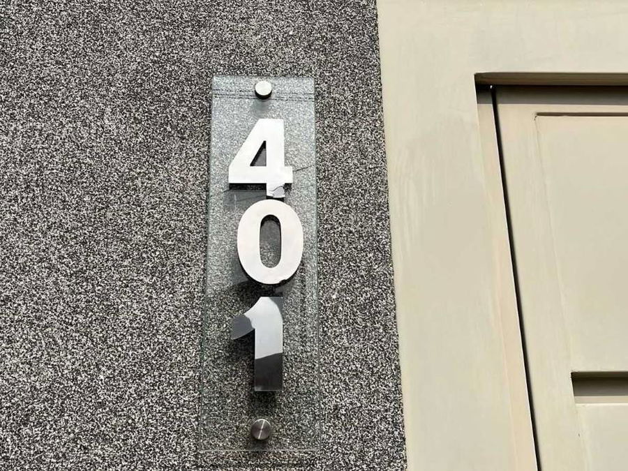 Casa ocupada com 216 m² construída e terreno de 352 m²