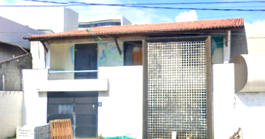 Prédio residencial com 300m² e terreno de 525m² em Natal/RN