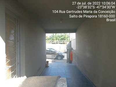 Casa em Salto de Pirapora com 2 quartos e 125m² de terreno