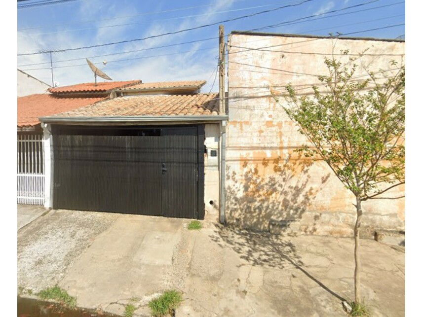 Casa Ocupada em Jardim Nova Indaiá com 125m² de Terreno