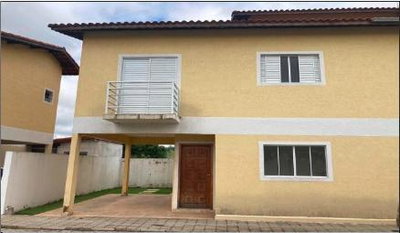 Casa em condomínio com 2 vagas, 101.38m², ocupada