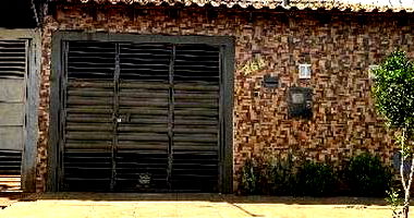 Casa com 2 quartos, 1 banheiro, vaga de garagem e 44,99m² privativos