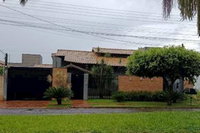 Casa no Centro com 450m² de terreno e 194,7m² construídos