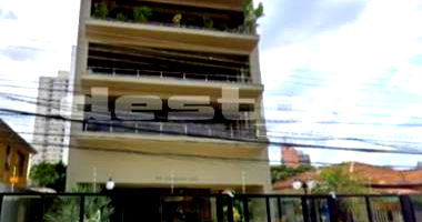 Espaçoso Apartamento com 4 Suítes e Varanda Gourmet