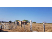 Sítio com 27 hectares, cercado, com benfeitorias