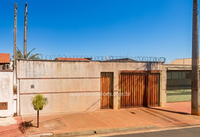 Casa 250m² em Miguelópolis/SP com 114,85m² de construção