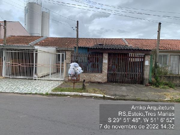 Casa aconchegante com 2 quartos e 1 vaga em Esteio