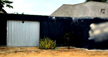 Casa com 250m² em Contornolândia, Ocupada