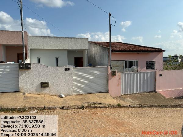 Casa com 2 quartos e 89m² de área total