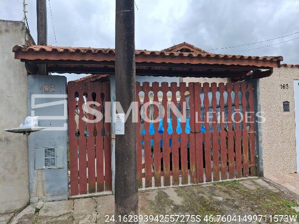 Casa em Itanhaém/SP com 2 quartos e 1 banheiro