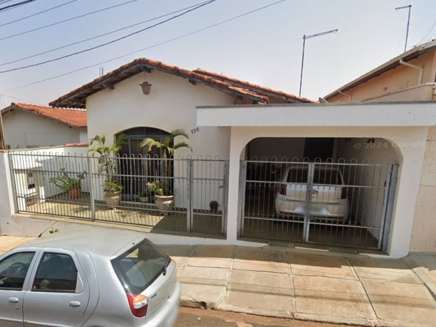 Casa com 248 m² em Batatais - Oportunidade Única