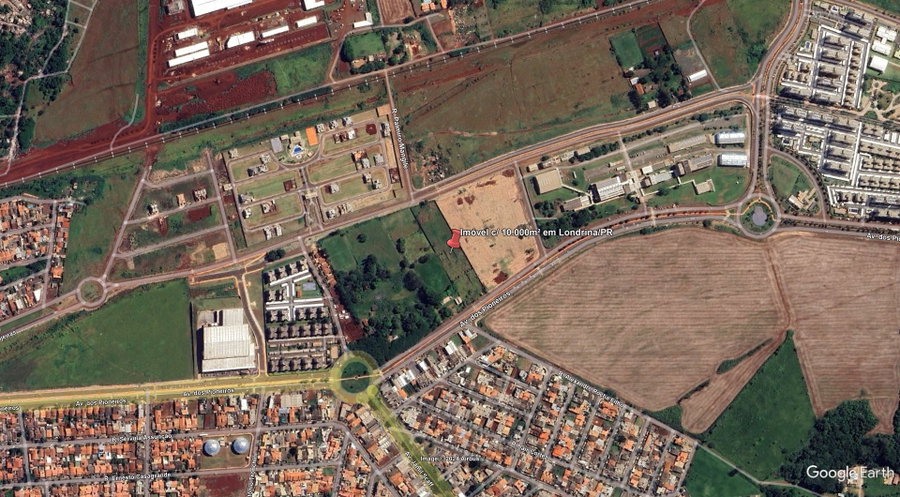 Terreno com 10.000m² na Gleba Lindóia, com fundações iniciadas e muro