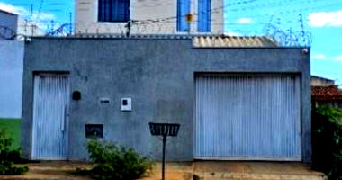 Casa Ocupada com 3 Quartos e 2 Banheiros em Montes Claros/MG