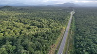 Terreno de 450m² em região de mata fechada