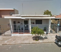 Casa em Monte Alto com 242m²