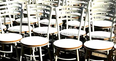 Lote 381 - 41 Cadeiras para Refeitório em Osasco - SP