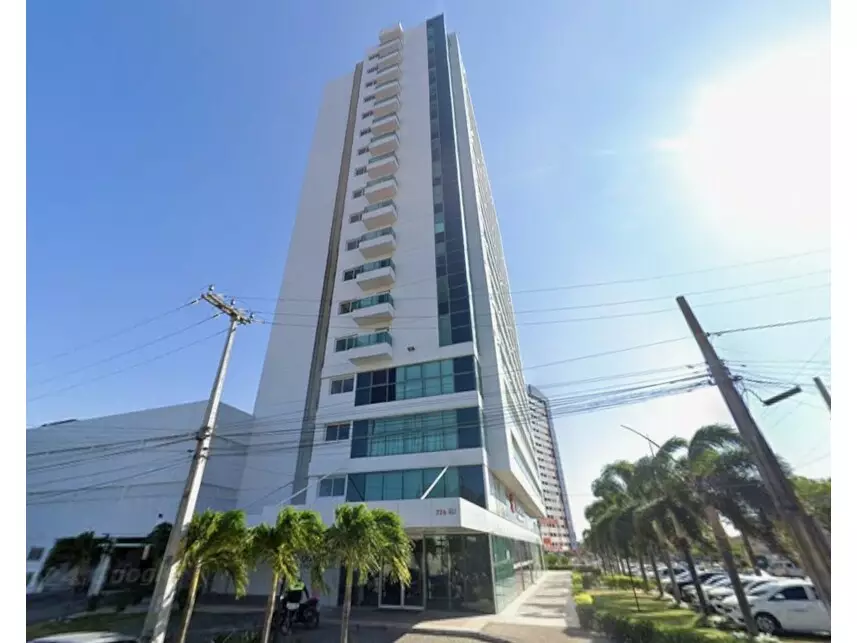 Sala Comercial em Leilão com 1 Vaga em Fortaleza
