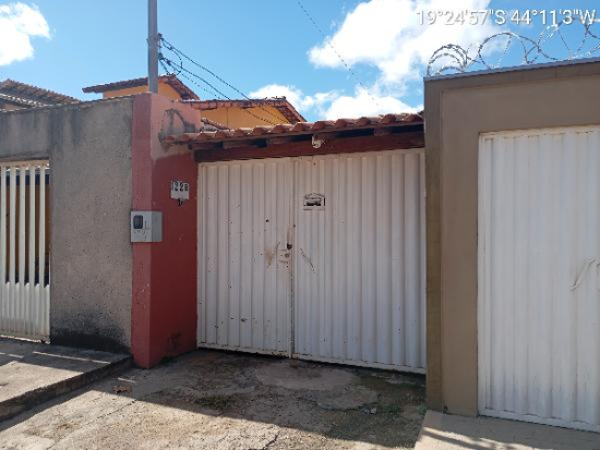 Casa com 2 quartos, 51m² privativos em Sete Lagoas