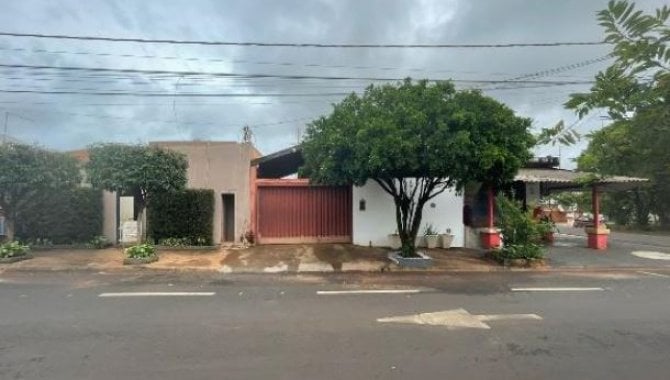 Casa térrea com 149m², 3 quartos, ocupada