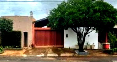 Casa térrea com 149m², 3 quartos, ocupada