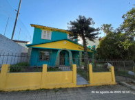 Sobrado com 166m² e Terreno Amplo de 1.306m² no Centro