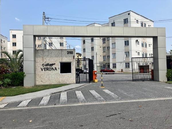 Apartamento 2 Quartos em Santa Cruz com Área Privativa