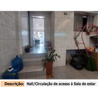 Casa Ocupada com 182m²