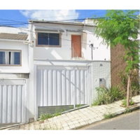 Casa com 60m², 1 vaga de garagem, ocupada
