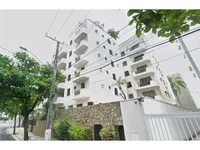 Apartamento com 2 Quartos e 2 Vagas em Leilão