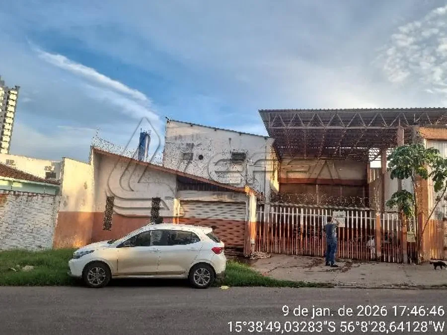 Casa com 1 quarto e 500m² de área privativa