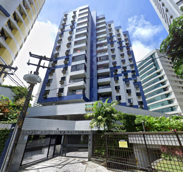 Apartamento com 3 quartos e varanda em Parnamirim