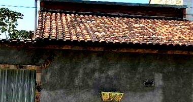 Casa padrão com 1 vaga, 225m² terreno e 147m² construída, imóvel ocupado