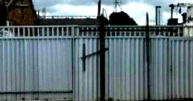 Casa Padrão com 3 Quartos e 3 Banheiros em Recife