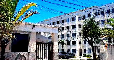 Apartamento com 2 Quartos e 1 Vaga em Santa Cruz