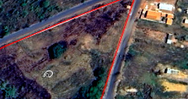 Terreno Urbano em Hidrolândia com 691,91 m²