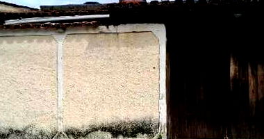 Casa com 2 quartos, 1 banheiro e 70 m² construída, desocupada