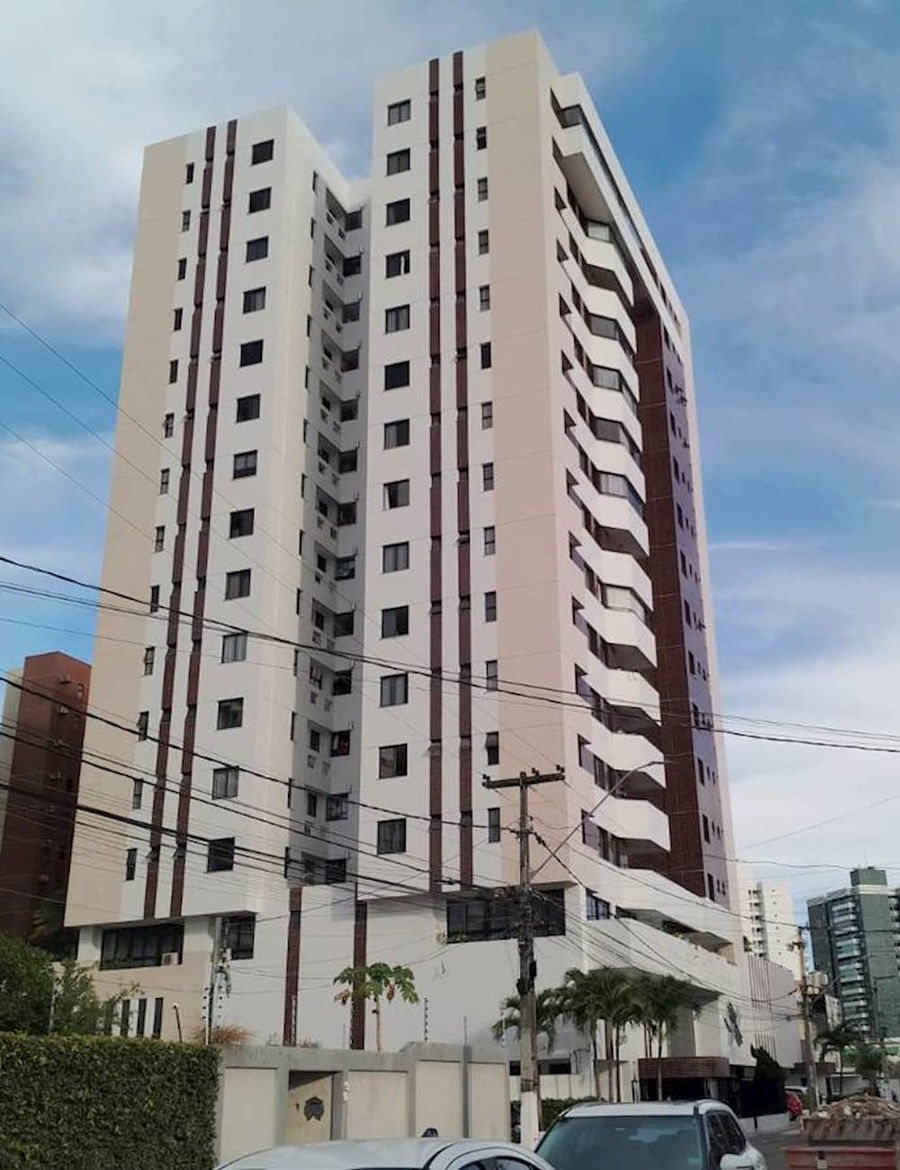 Apartamento padrão com 1 dormitório e 1 banheiro de empregada, 173.58m² construídos, ocupado