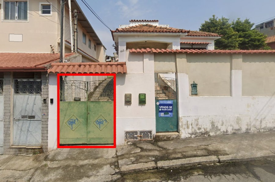 Casa com 3 quartos, 2 banheiros e 255m², ocupada