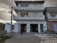 Espaçoso Prédio com 128m² Construídos, 144m² Terreno e 1 Banheiro